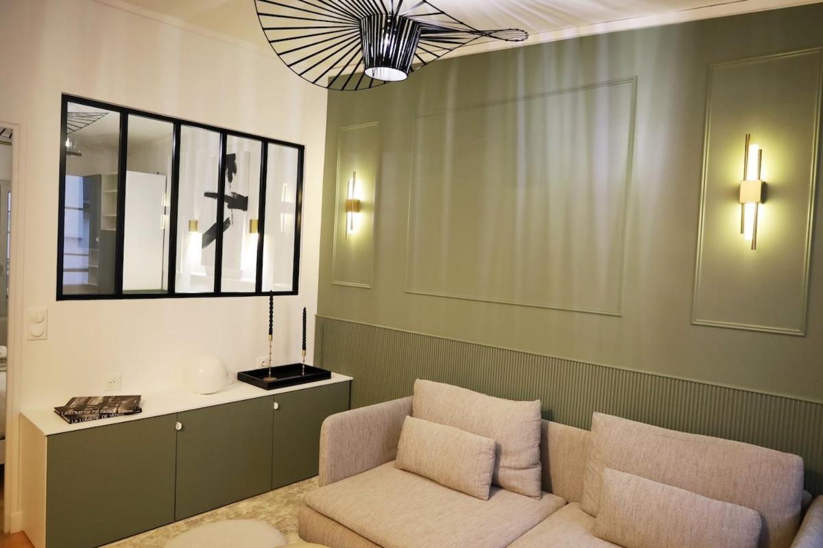 Appartement Arc De Triomphe | Champs Elysees - Magnifique T2